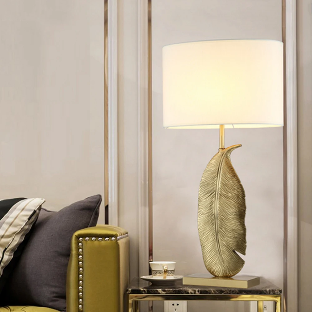 Attractive Luxury Bronze Brass Color Table Lamp Electric Iron 90 Modern