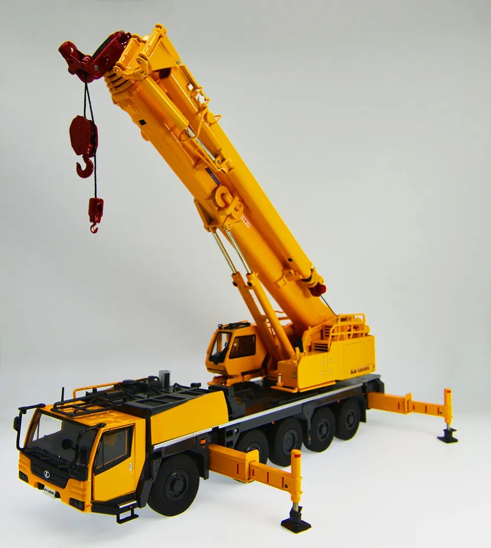 2020 新推出 1:50 徐工 xca220 重型车桥 220 吨吊车起重机模型军模型