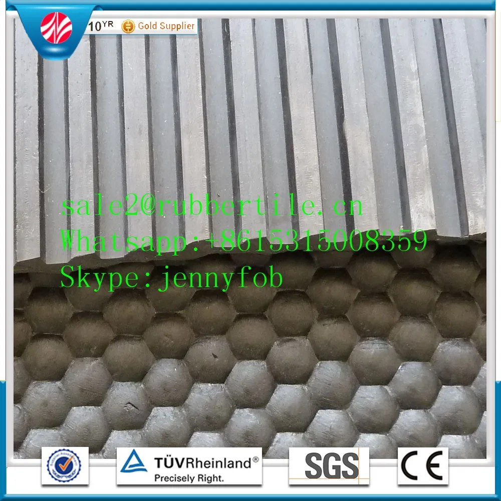 RUBBER STABLE MAT (2)