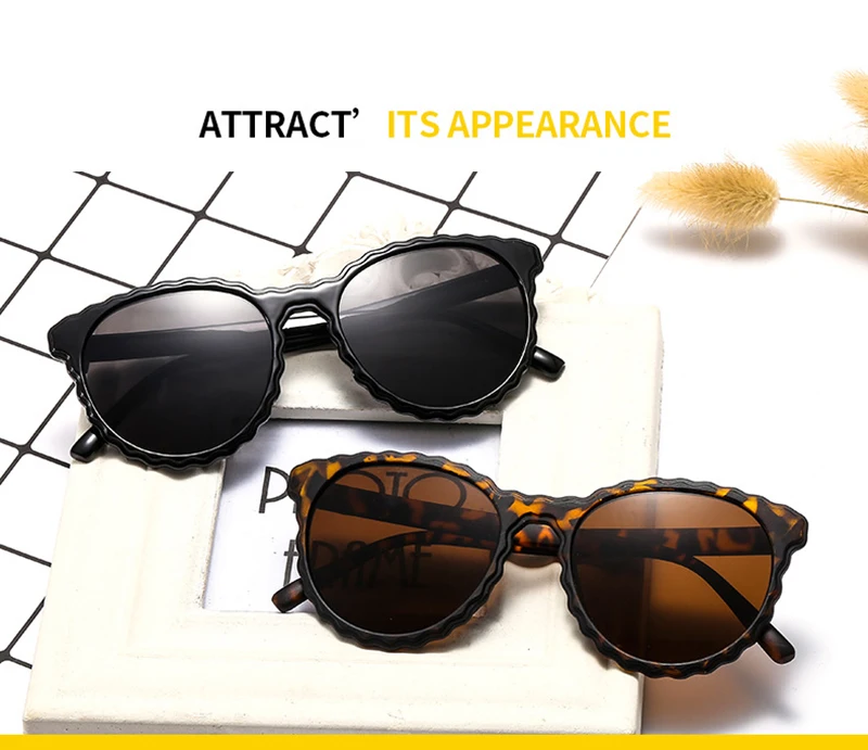 New Trend Wavy Edge Sunglasses Round Frame Retro Men Women Unisex Glasses