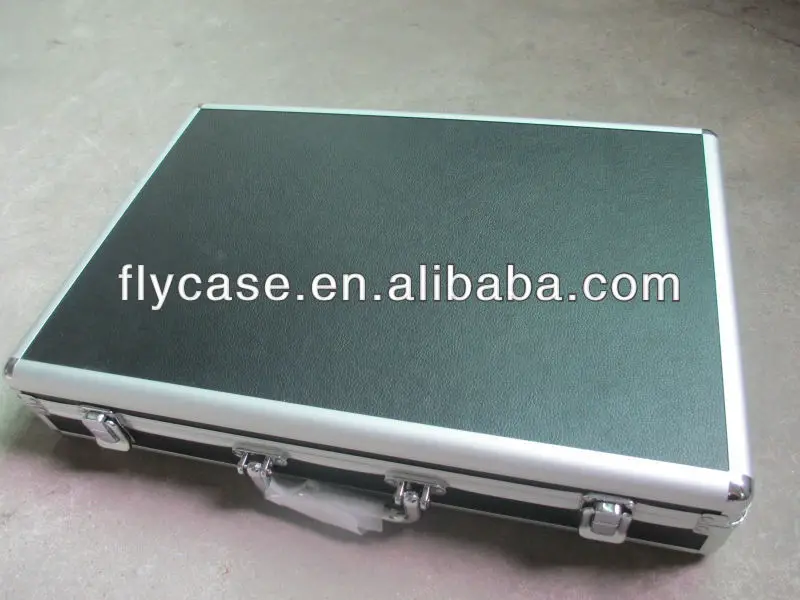 briefcase lockable