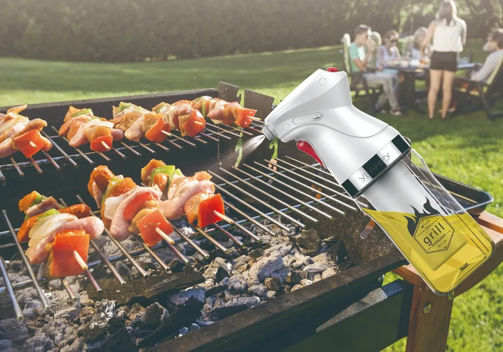 Barbecue sprayer