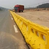 Removable water filled used road safe Factory Price plastic road safety barrier high quality road safety barrier safety barrier