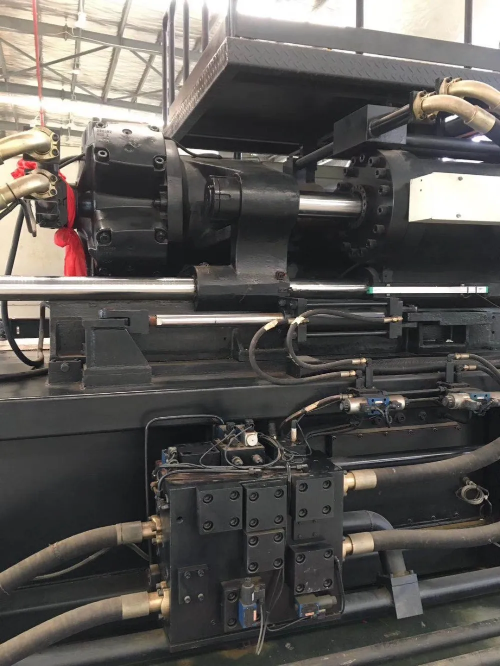 Big Capacity Plastic Injection Molding Machine Car Bumper Making