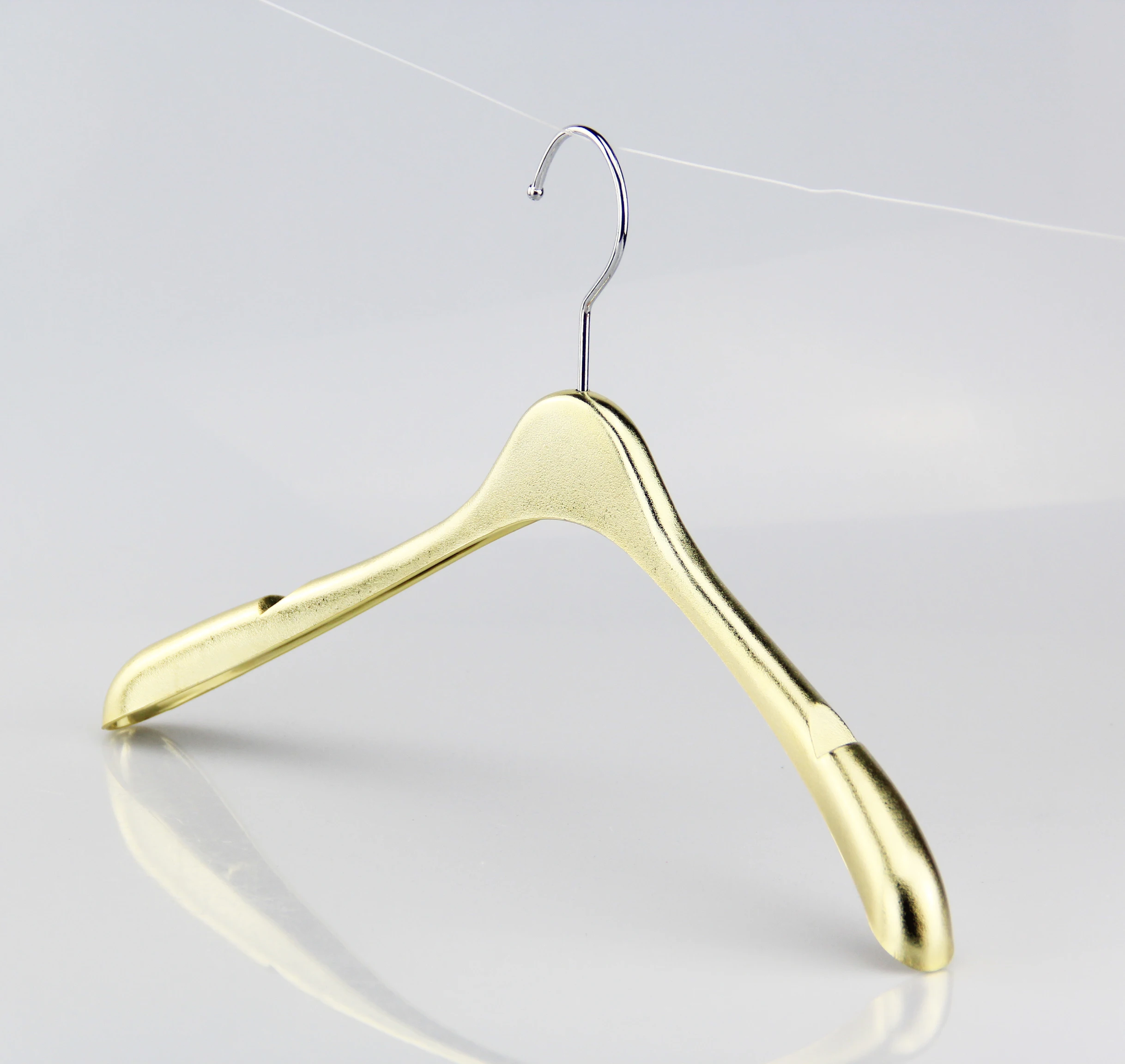 Hanger For Suitcase Hanger Clothes Supply Custom Logo Purse Hanger Hook