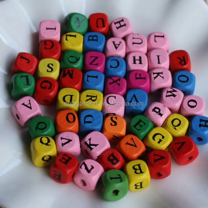 High Quality 10 mm Mixed Colors Wood Alphabet Beads Cube Wooden Spacer Beads for Jewelry Finding Supply