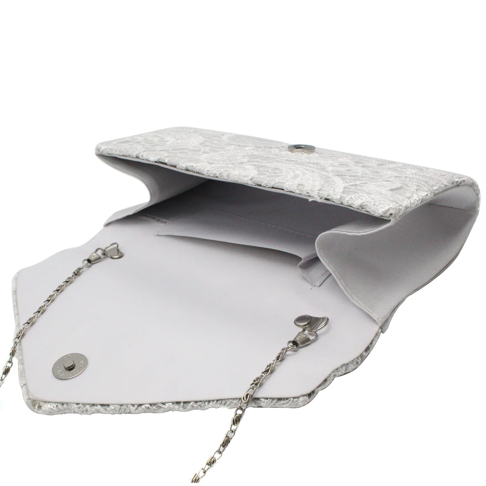 white clutch purse (6).jpg