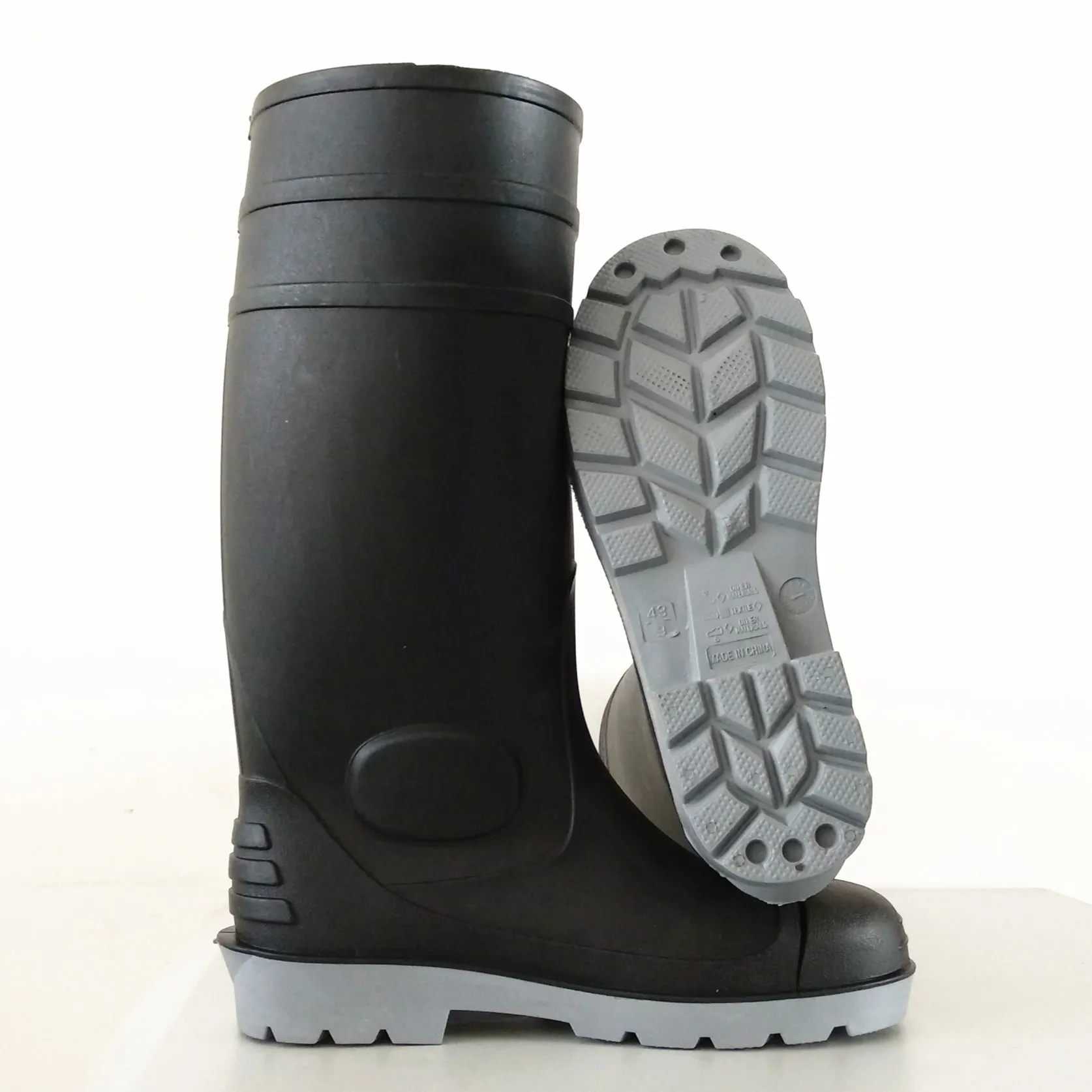 便宜新款黑色pvc丁腈橡胶安全靴