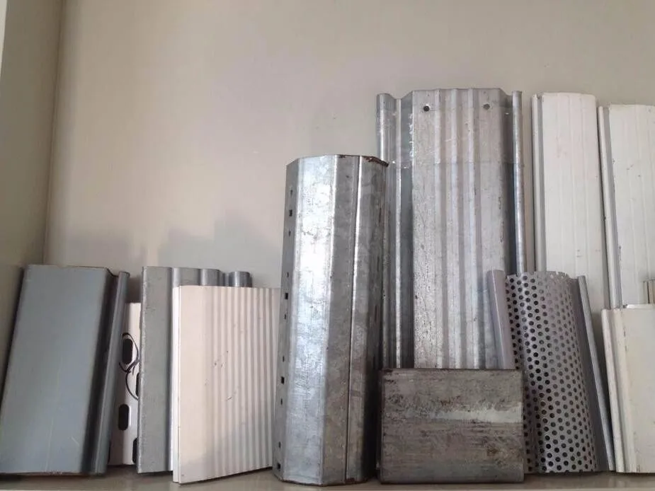 Профилегибочная машина для производства рулонных жалюзи и дверных полос