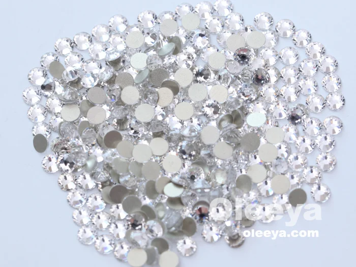 Wholesale Super Shiny 2088 Style 16 Cut Facets Glass Red Volcanic Flame Nail Art Flat Back Rhinestone for Nail Art Decorations