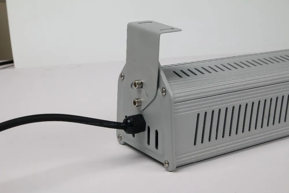 led linear light.jpg
