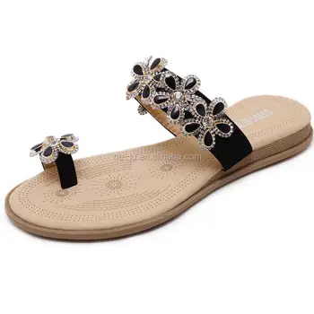 ladies flat fancy chappal
