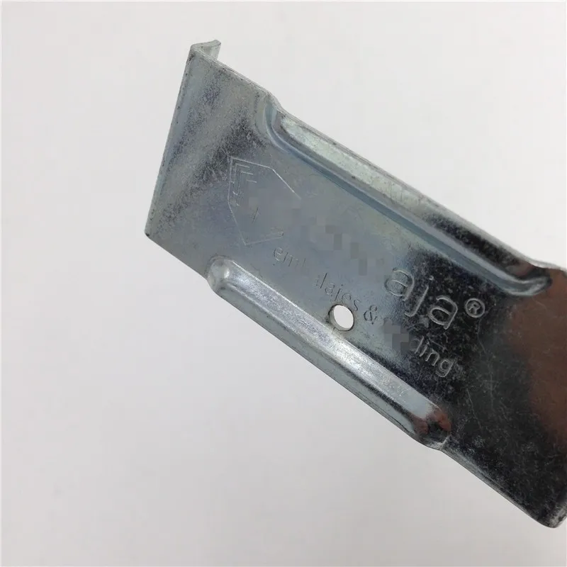 Customized Sheet Metal Fabrication Spring Retaining Crate Clip Buy