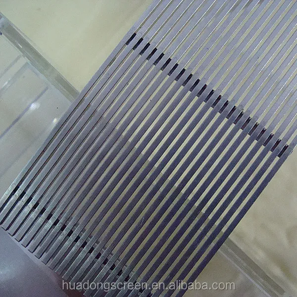 Johnson v wire screen.jpg