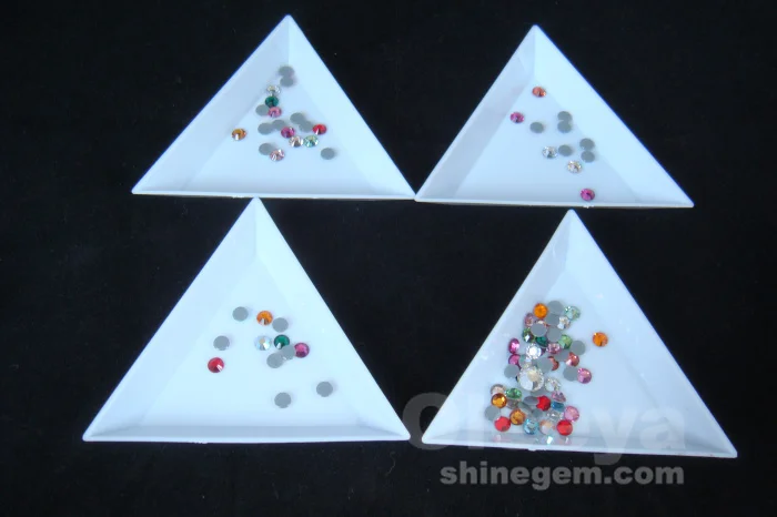 New Arrival clear Plastic Jewelry Box Triangular 1 Grid Plastic clear Acrylic Jewelry Boxes With Crystals