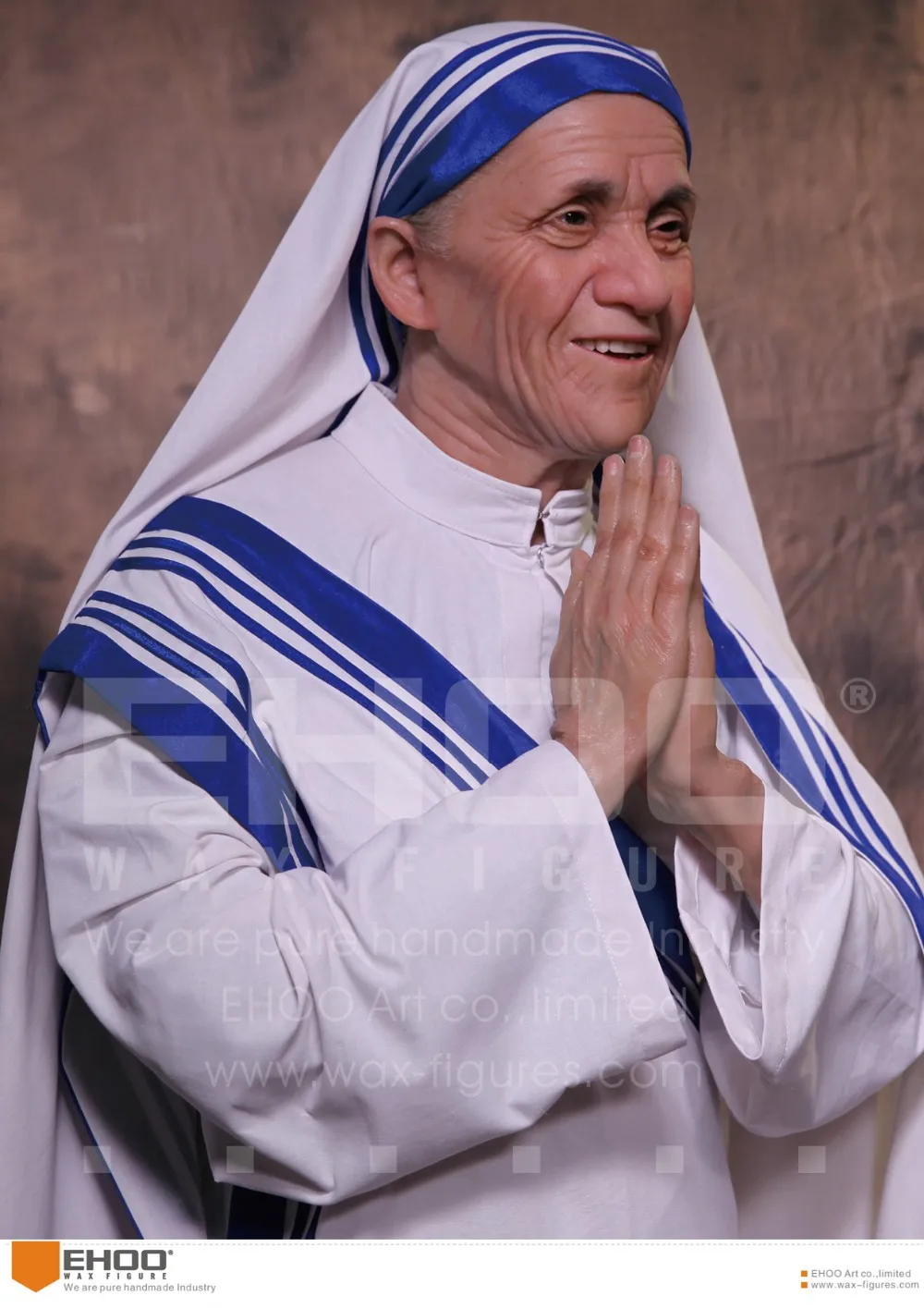 mother Teresa statue (2).jpg