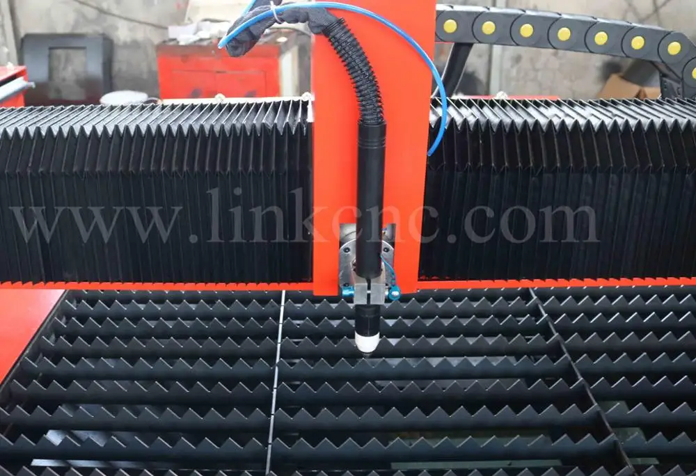 Fast speed high cutting performance plasma cutter with sawtooth table , cnc plasma cutting machine