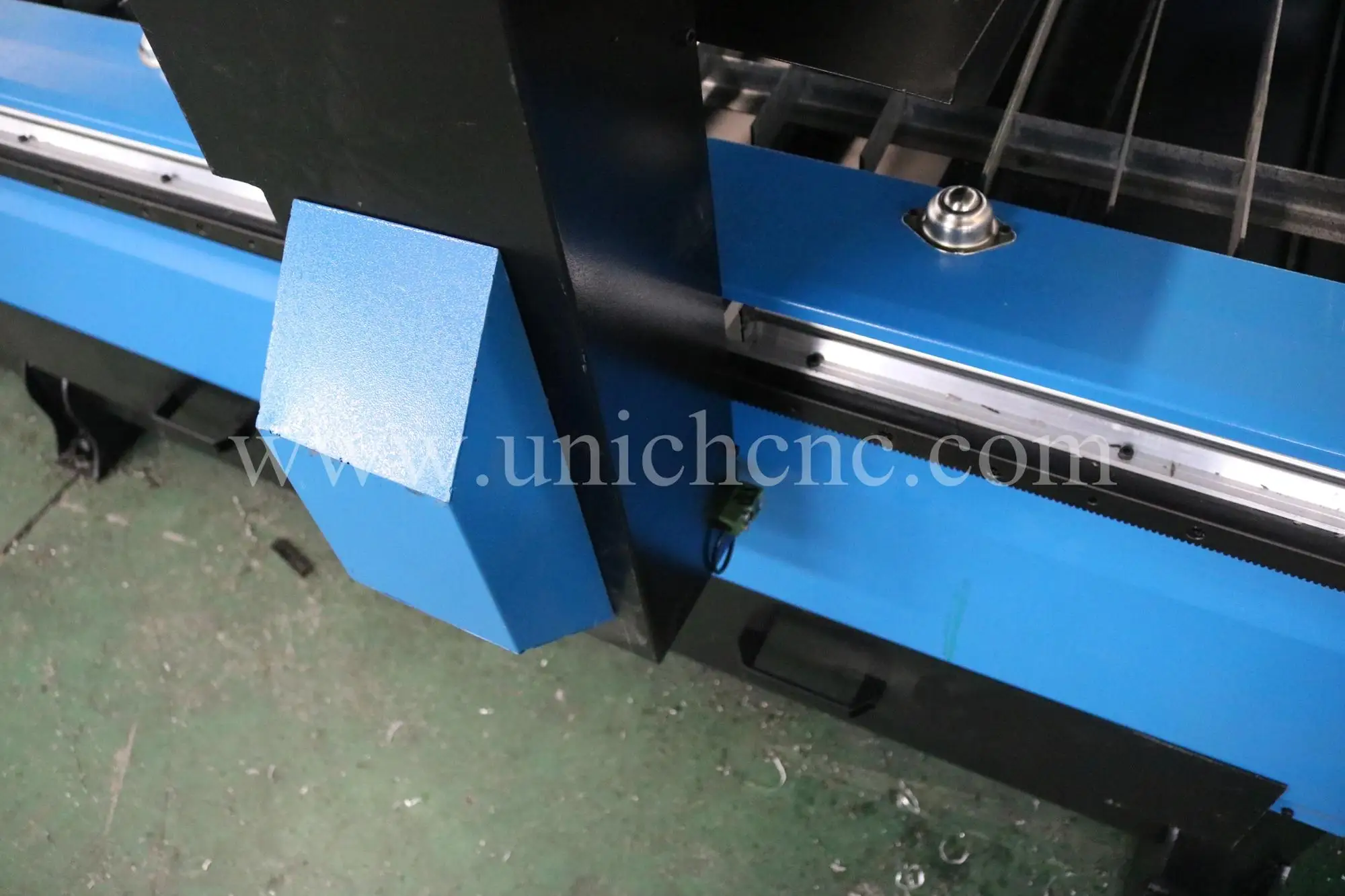 UNICHCNC cnc plasma cutting machine china/cutting machine plasma