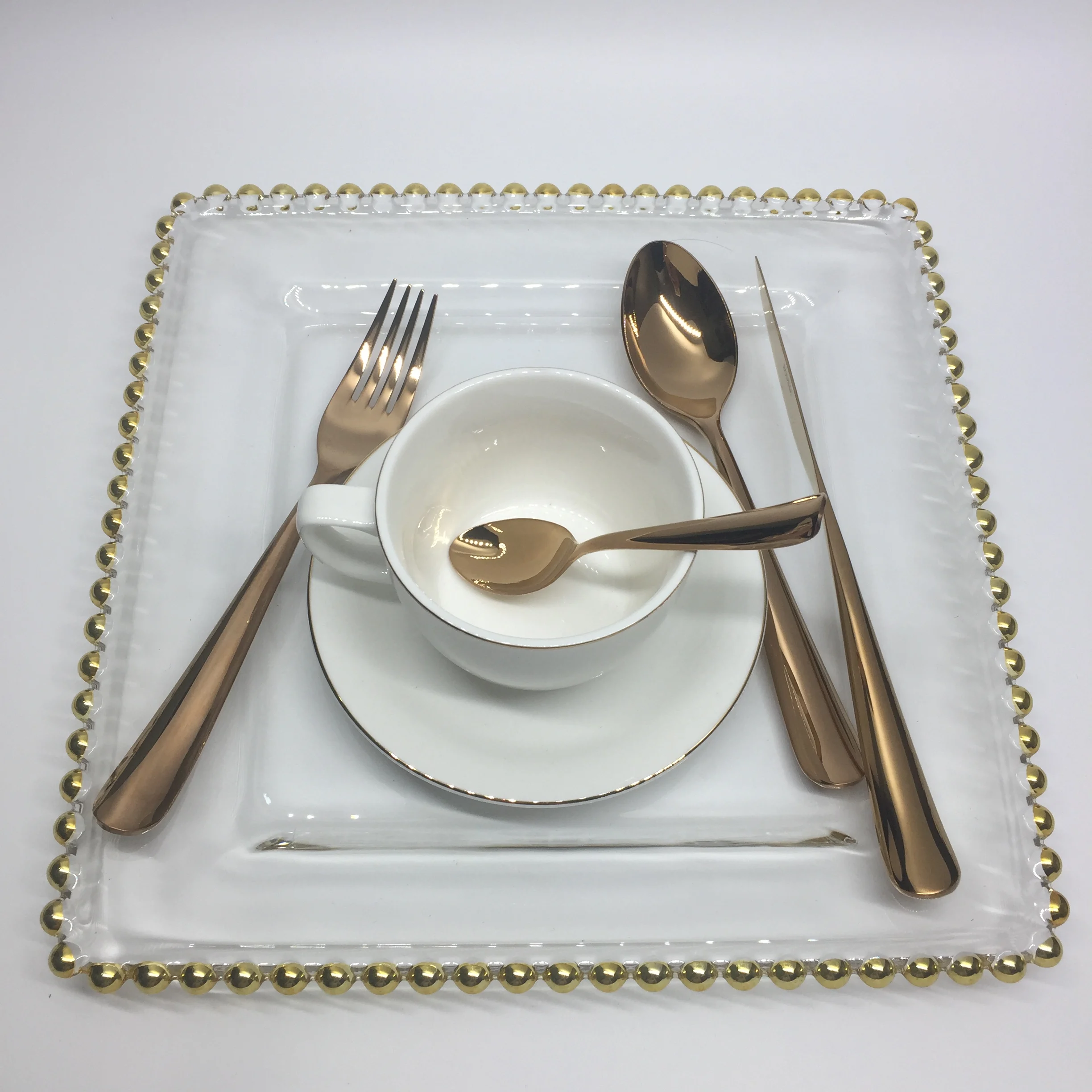 Guangzhou supplier wedding flatware cutlery set gold