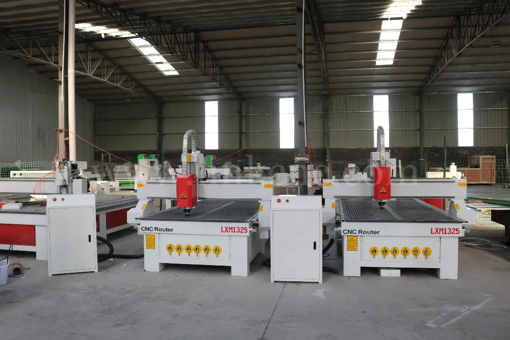 Outstanding 3d wood carving cnc router lxm1325 / cnc router engraving milling machine