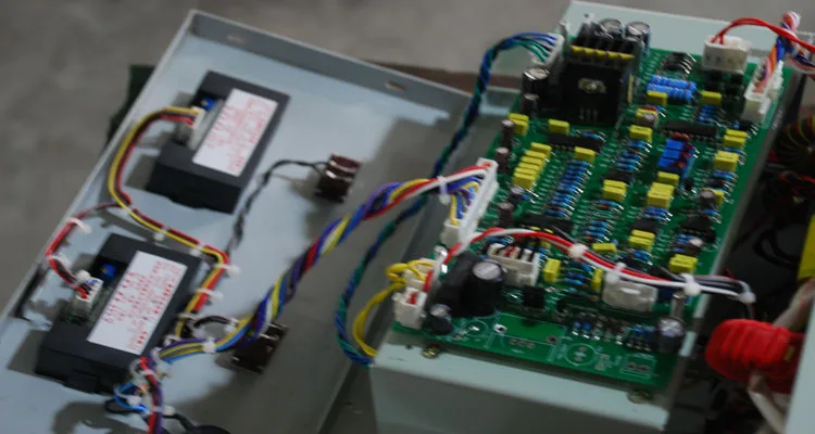 12V 200A3.jpg