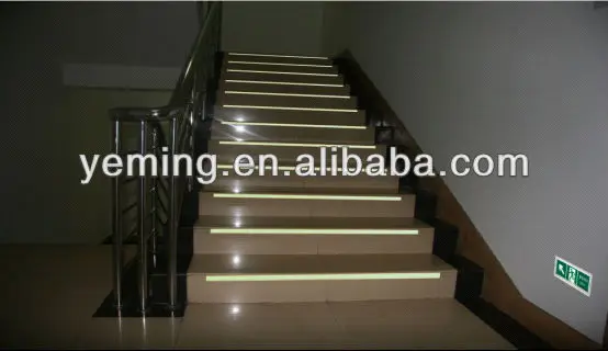 luminescent stair nosing-daylight.jpg