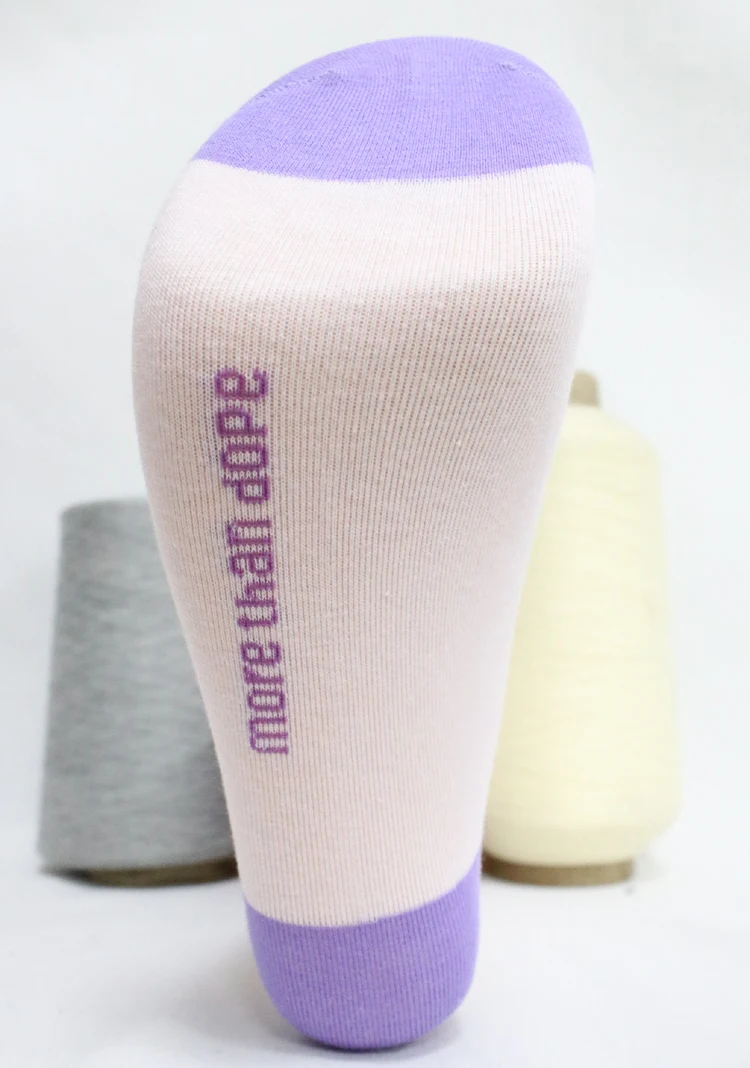 Wholesale fahion Jacquard happy socks made in korea white black sneaker tube custom cotton skin vivid color man socks