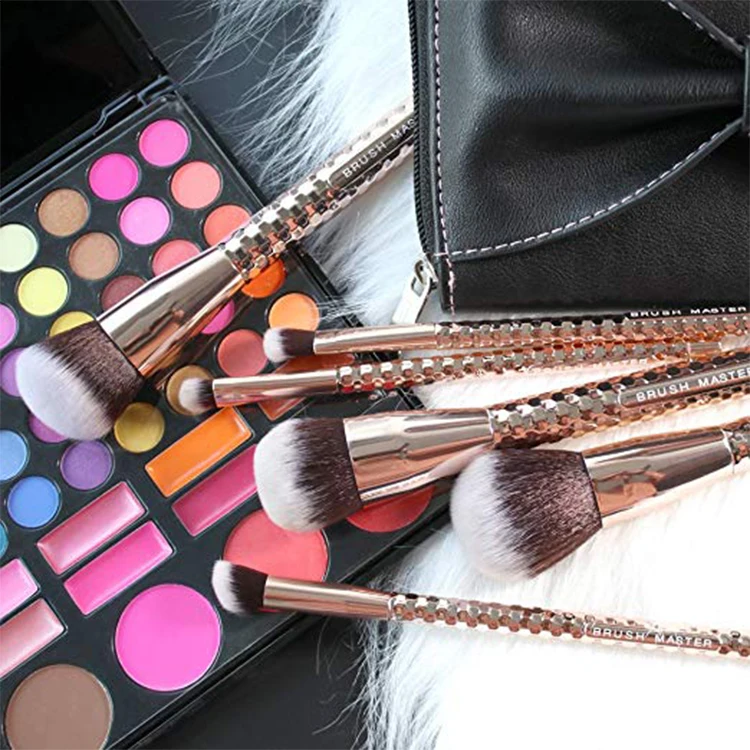 cosmetic brush.jpg