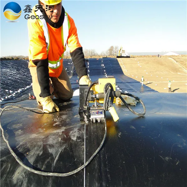 HDPE Geomembrane (90)