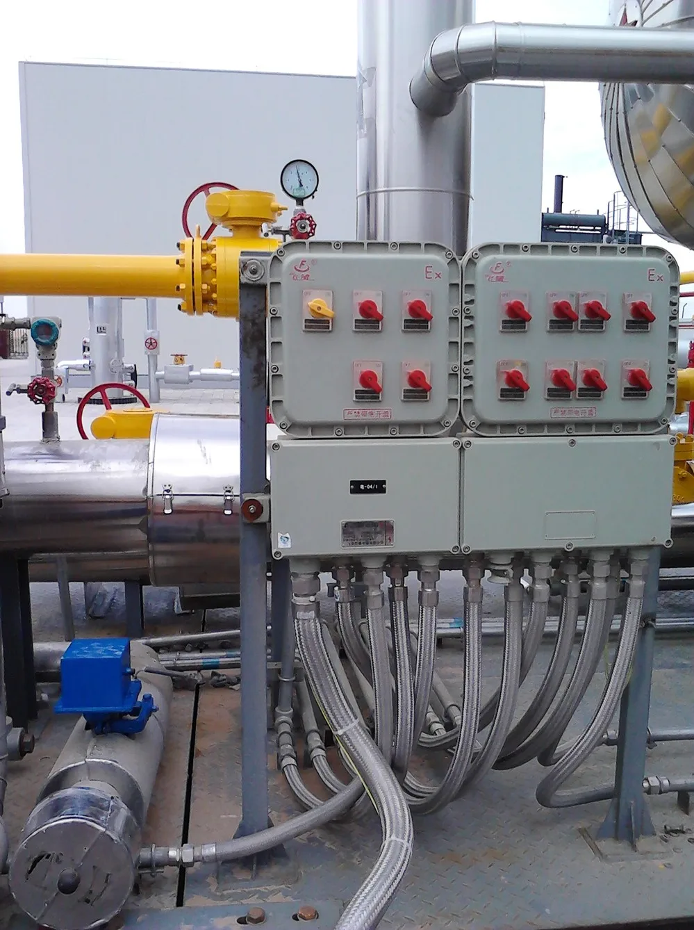 Gas collection. Fuel gas skid.