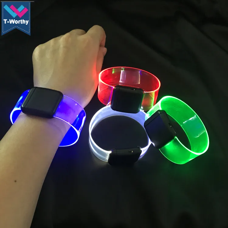 LED bracelet (14)