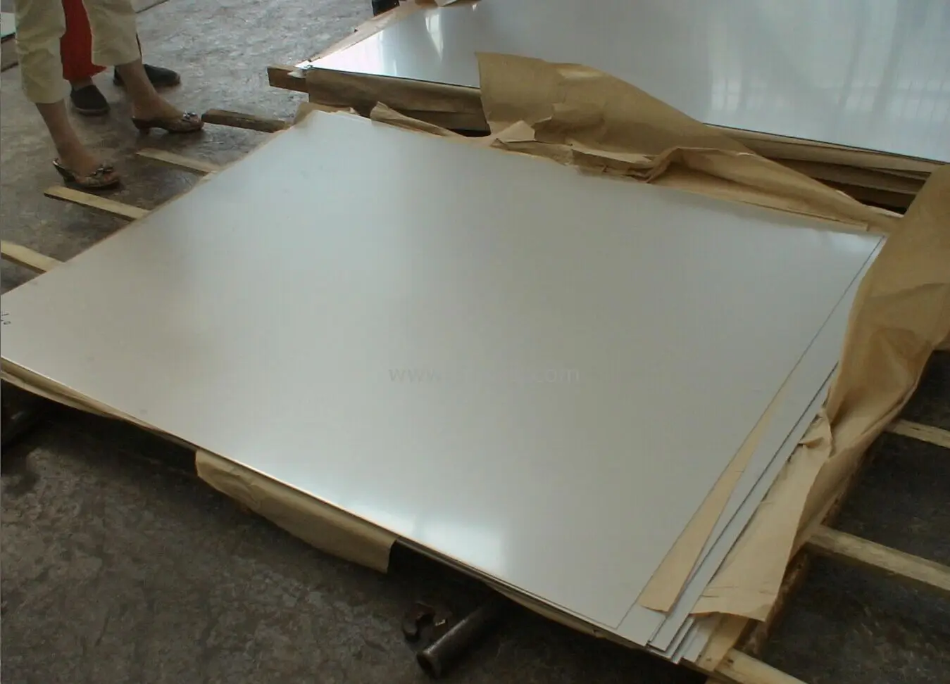 Aisi 301/astm 301/uns S30100/jis Sus301/din X12crni177 Stainless Steel ...