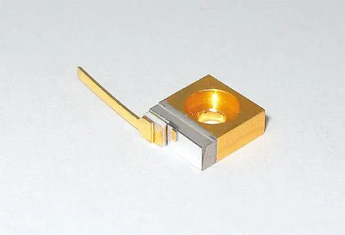C-mount_808nm__laser_diode.jpg