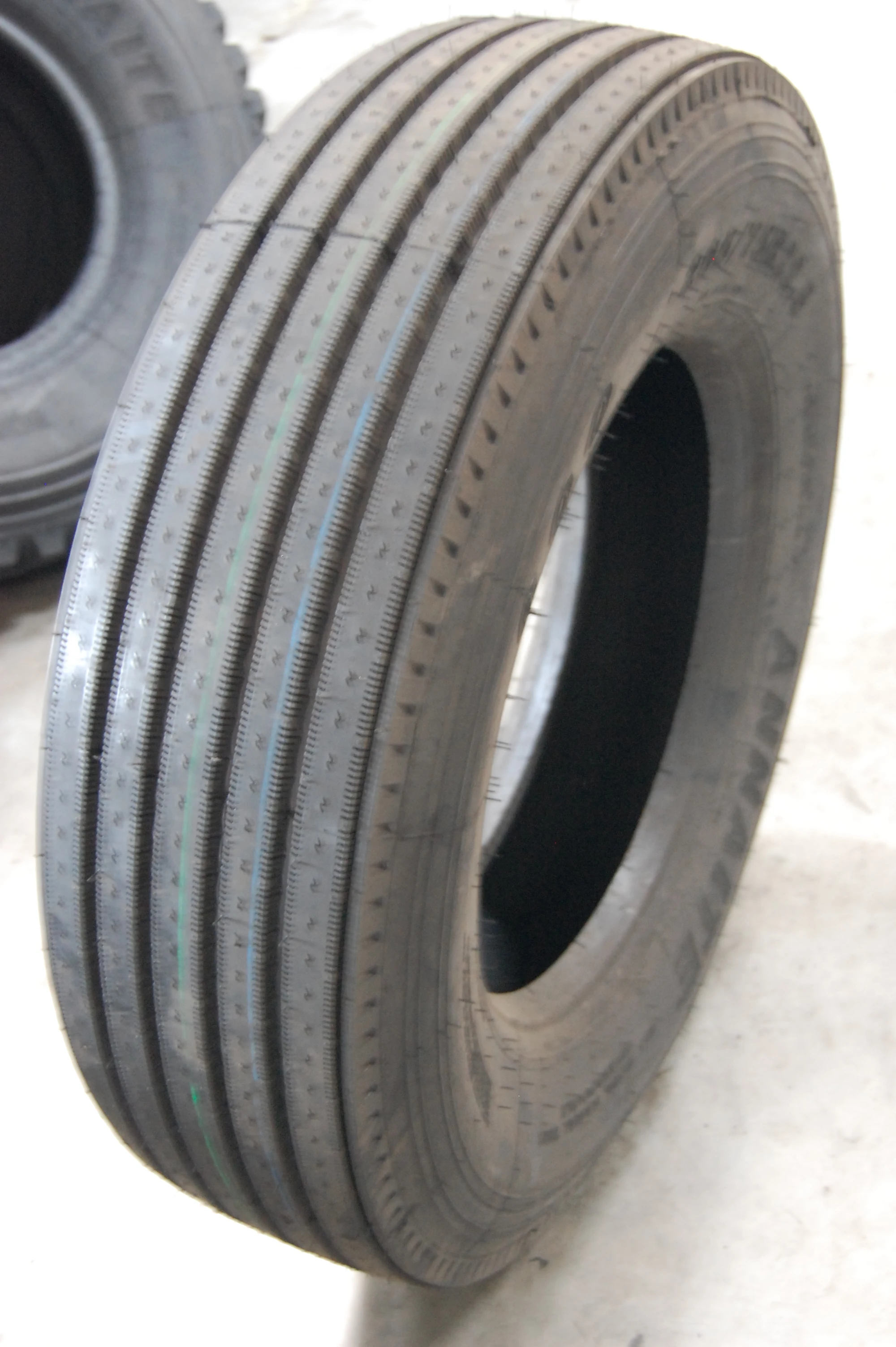 Hilo Annaite 600 Neumaticos 11r22.5 Tbr Tires For Truck Buy