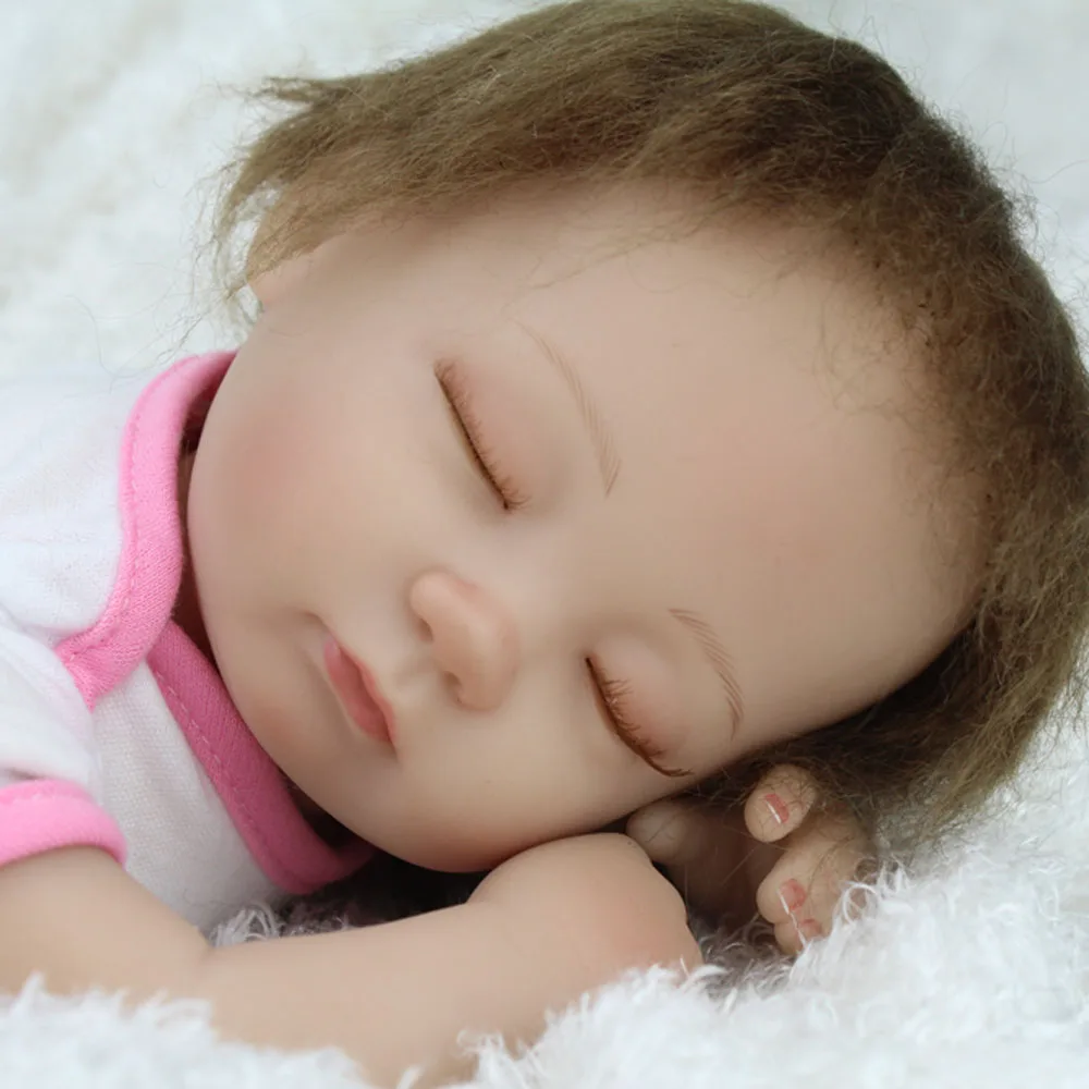 的照片重生娃娃