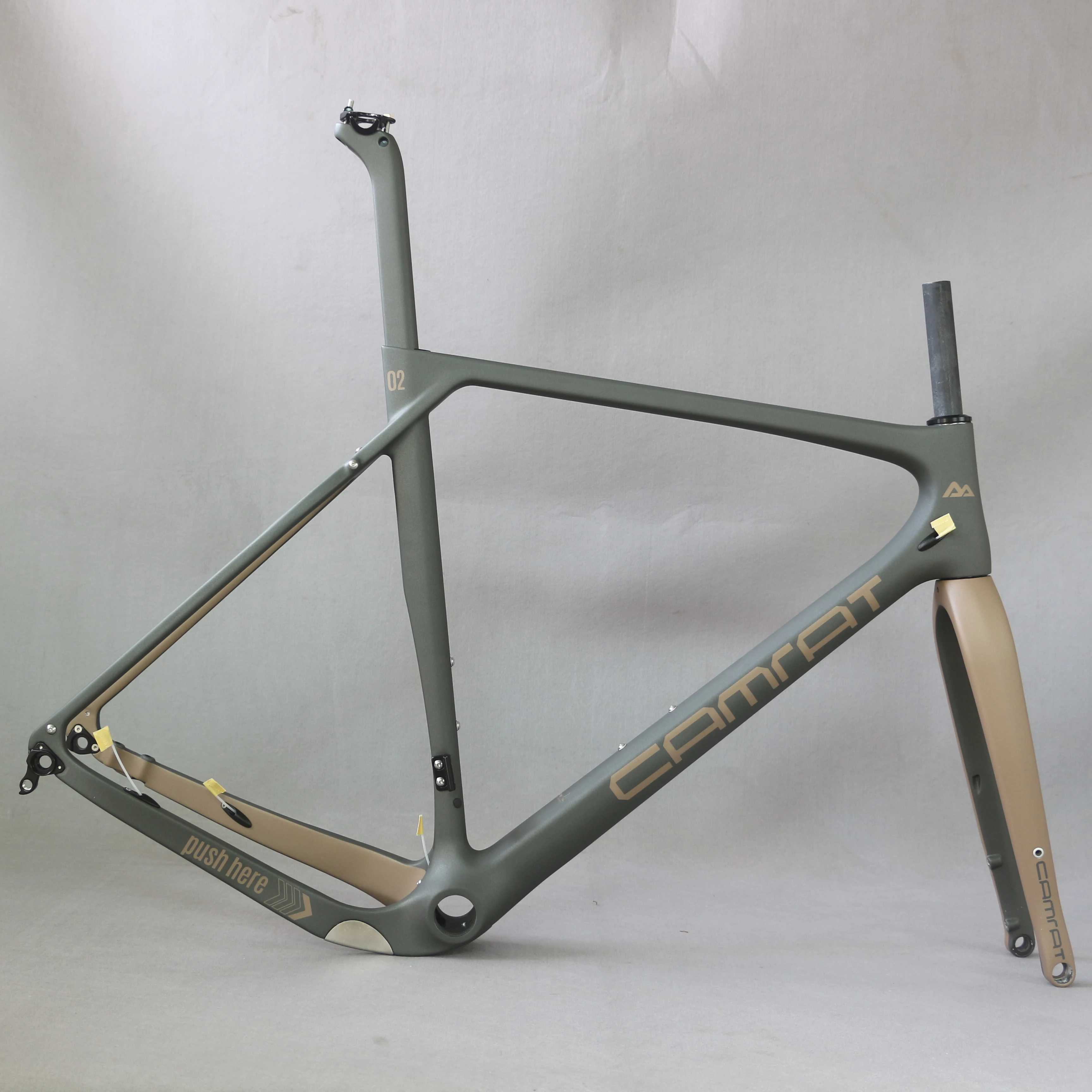 gravel bike carbon frame