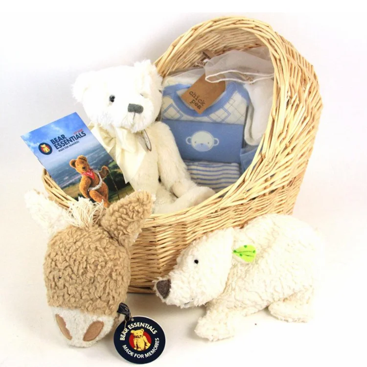 wicker gift bassinet (4).png