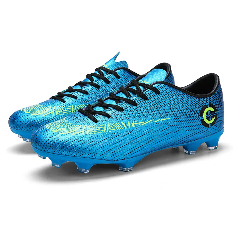 spike soccer shoes