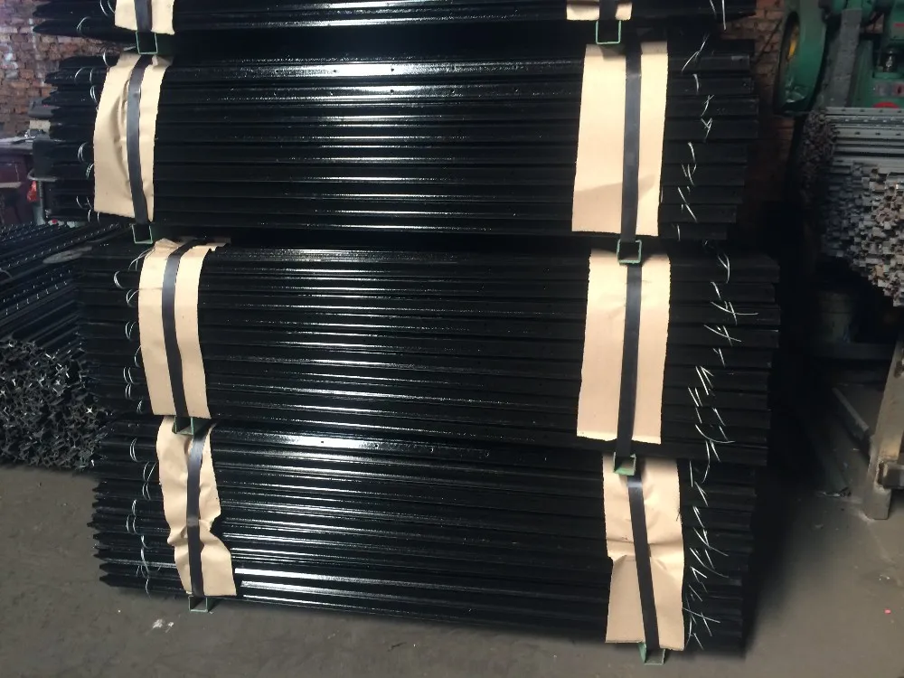 black bitumen star picket