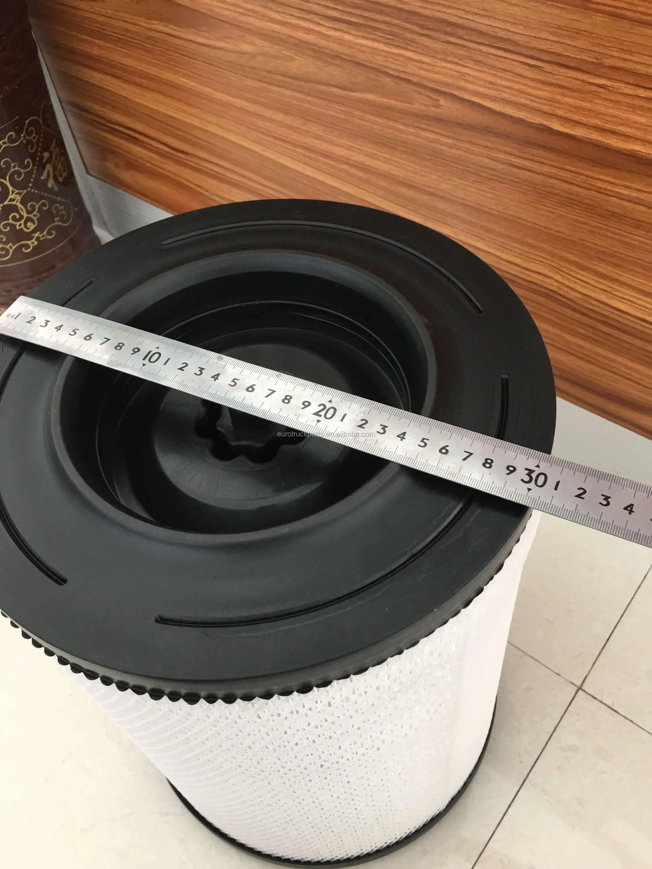 Oem 21337557 Lx1587 Heavy Duty European Tractor Air Supply Parts Volvo