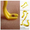 2017 European type colorful tick remover