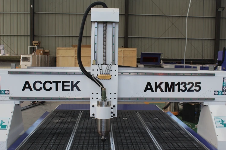 cnc04.jpg