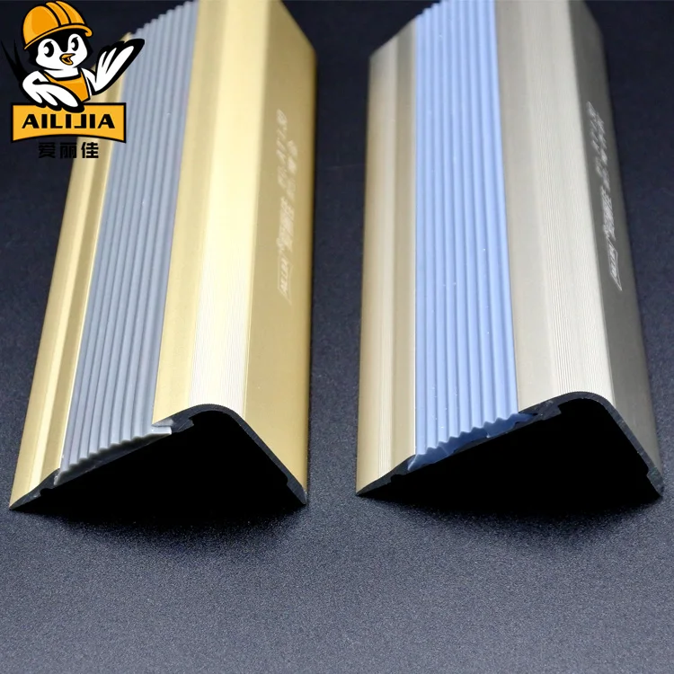 photoluminescent aluminum stair nosing