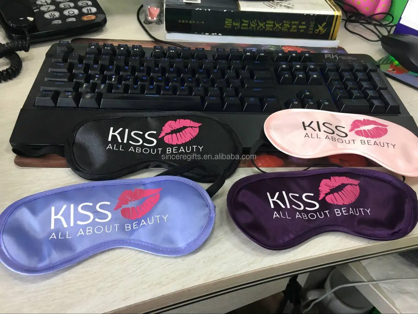 eye mask---kiss.jpg