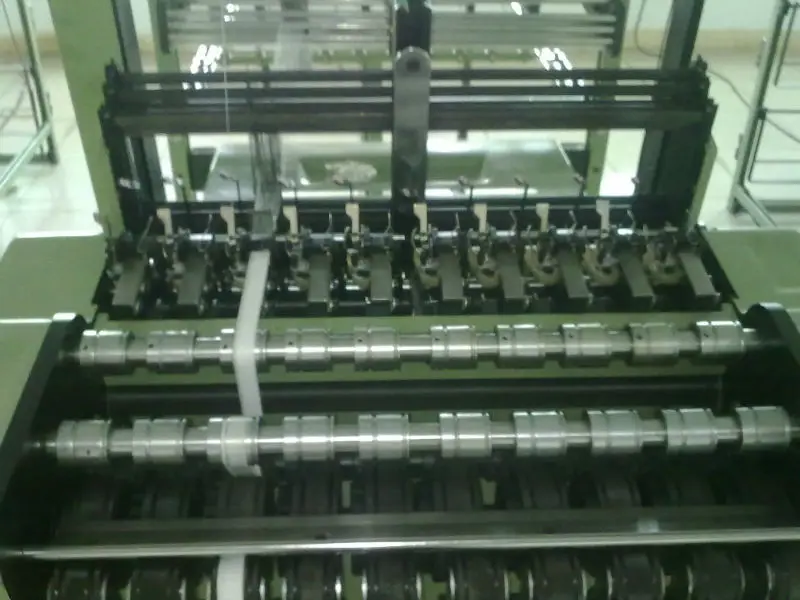 zippertape needle loom3.JPG