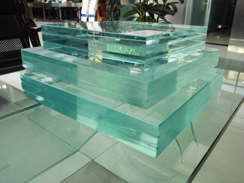 High glass. Закаленное стекло блок. Laminated Glass Thickness. Триплекс зеленого цвета. Стеклоблок триплекс на танке.