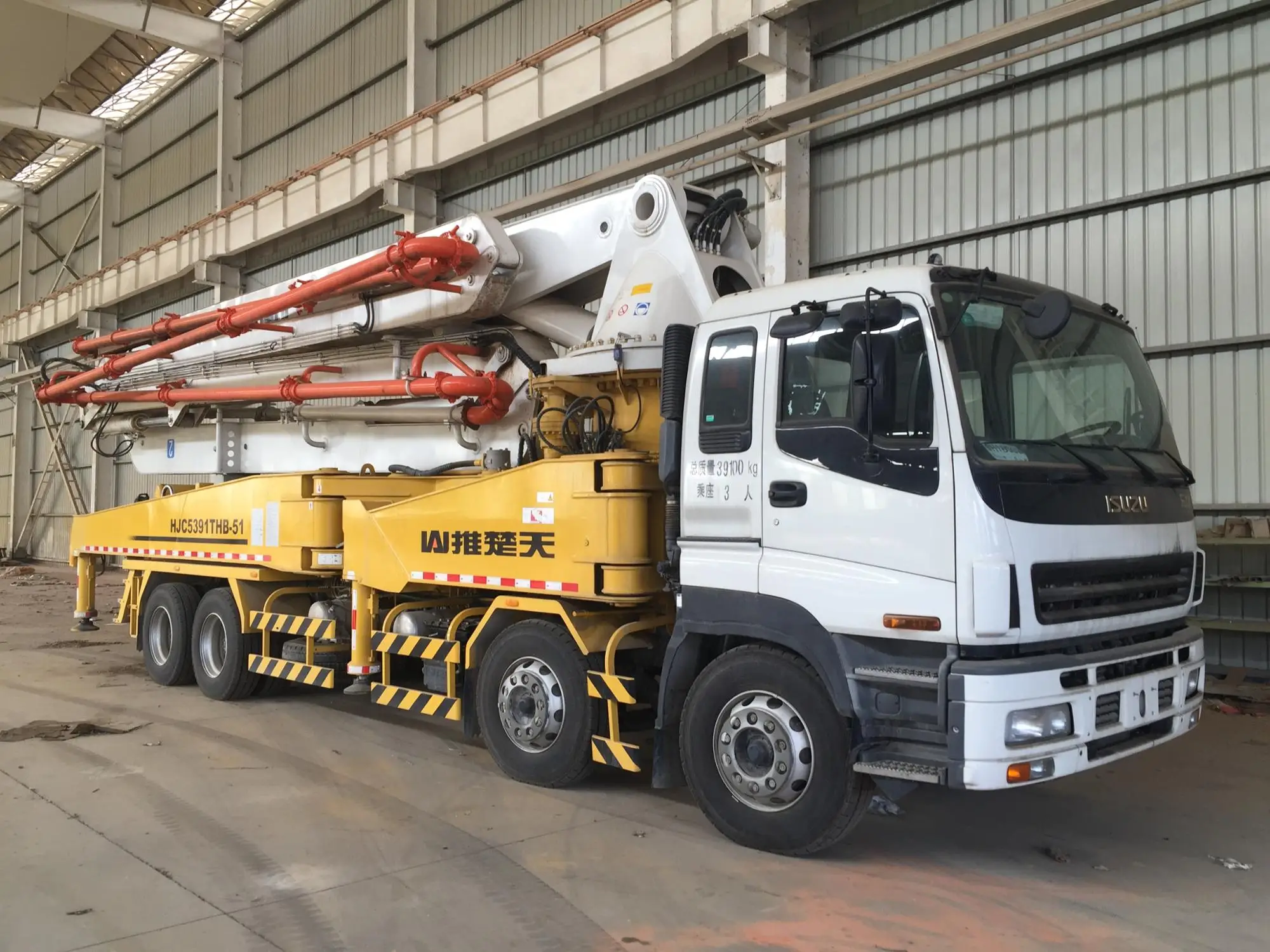 山推全新 51 米厂价格混凝土泵车机在中国