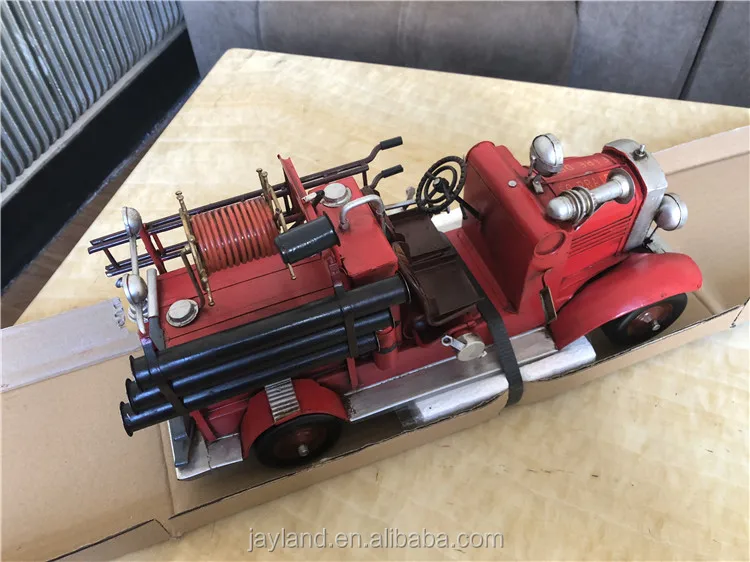 Antique Style Metal Model Fire engine Model