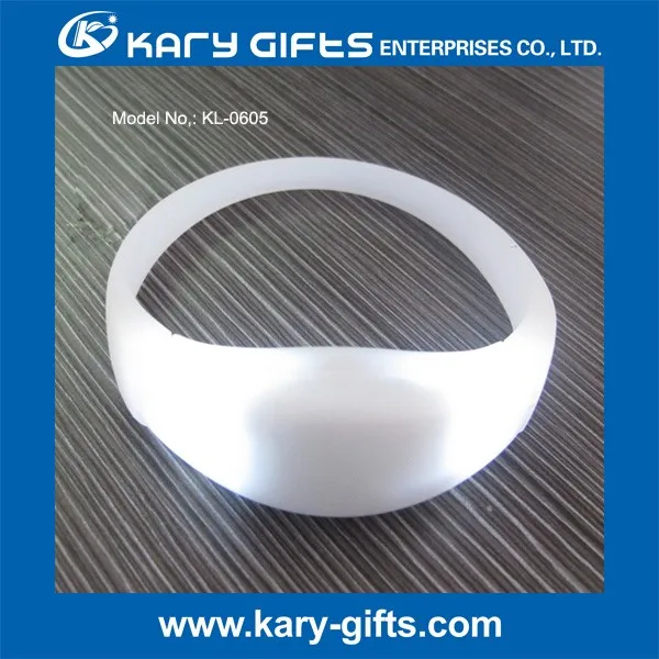 music controlled led light bracelet event wristband.jpg