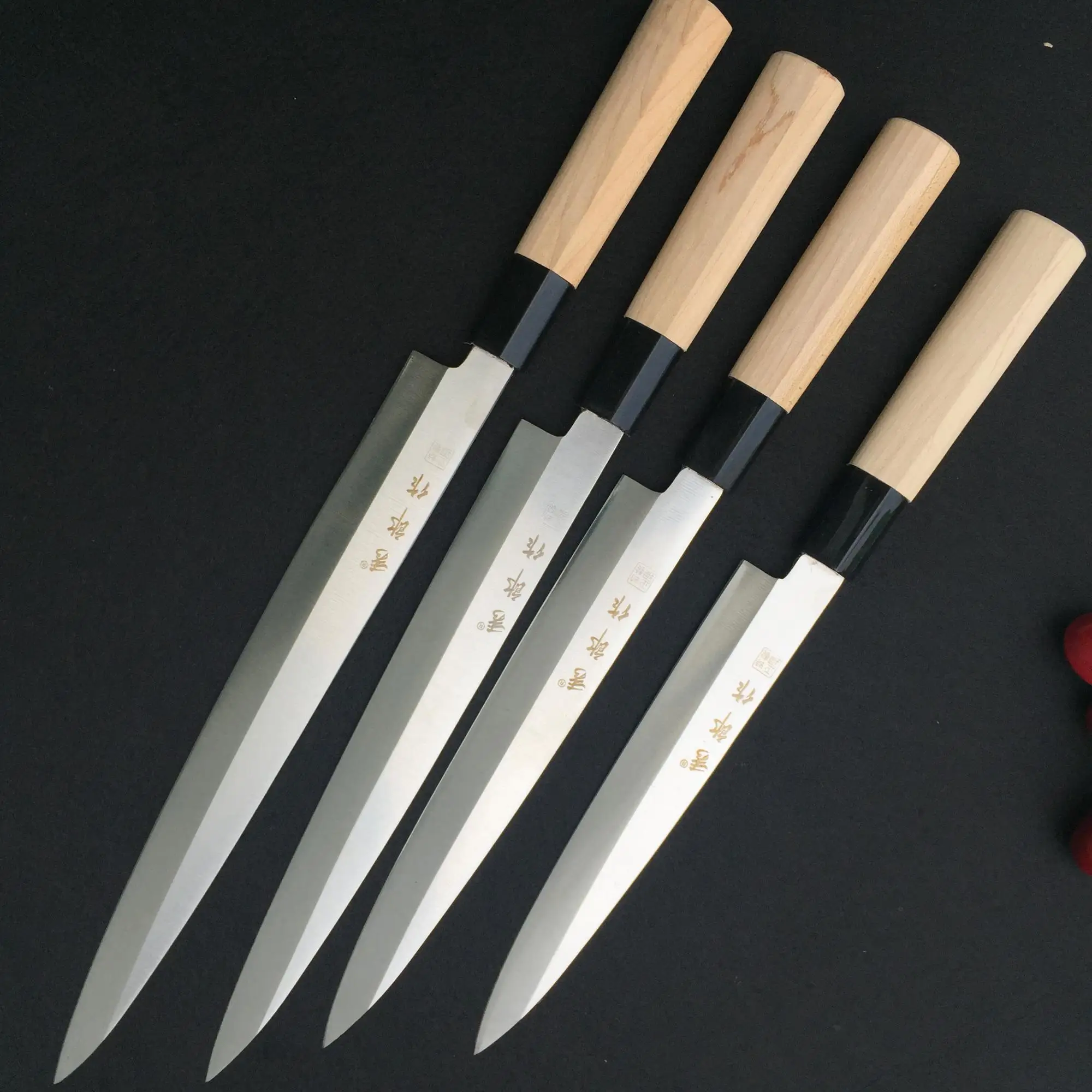 Apa yang dimaksud sushi knife